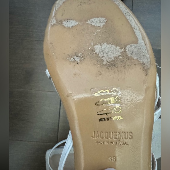 Jacquemus Les Sandales Basgia in white. - Picture 4 of 4
